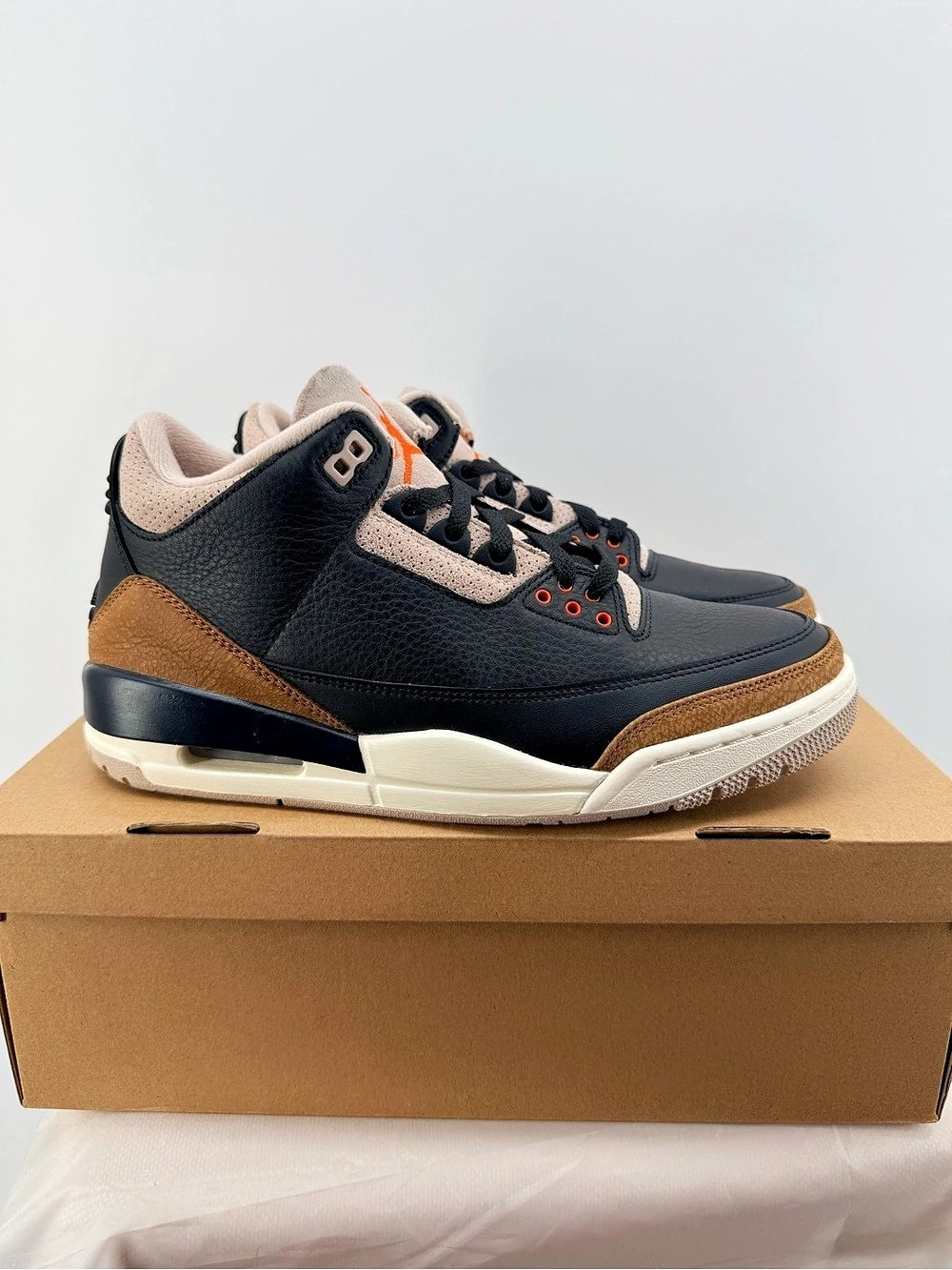Jordan 3 Desert Elephant size 9.5M New